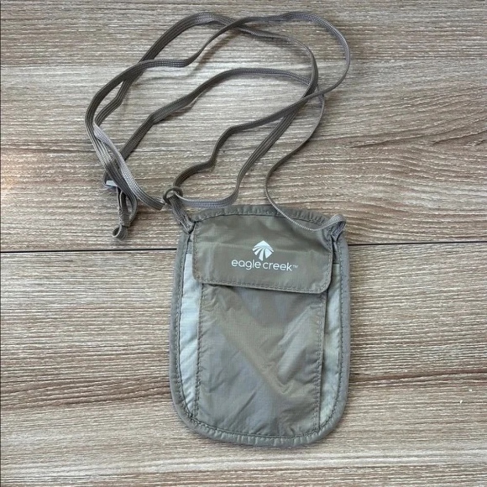 Eagle Creek Crossbody Bag